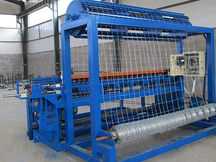 草原網牛欄網機